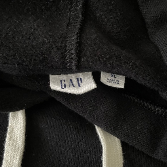 Slightly Cropped Hoodie Sweatshirt - Picture 2 of 4